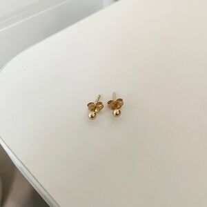 Linjer Solid 14k Gold Ball/Sphere Stud Earrings